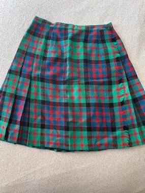 100% Wool (Vintage?) Green & Blue Plaid Pleated Skirt with Red Accents